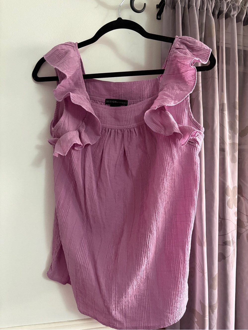 Design History Mauve Ruffle Sleeve Women’s Top